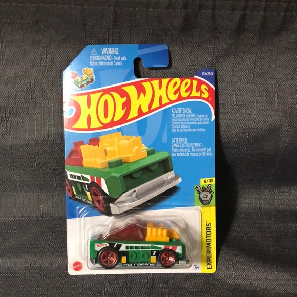 Hot Wheels Other - 🛍️5/$20🛍️BNIB⭐️Hot Wheels Experimotor Race Car.